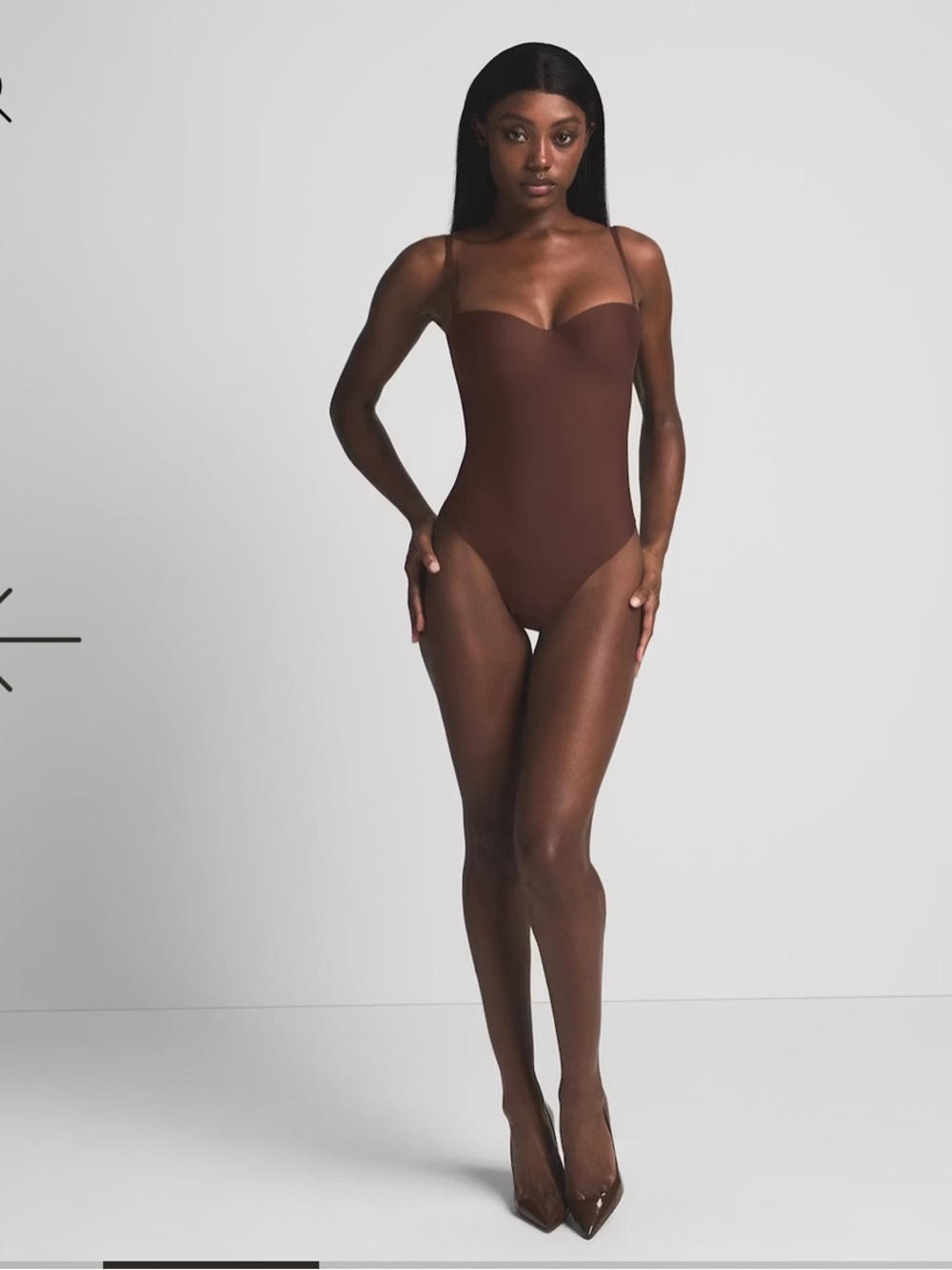 SKIMS BODY UNDERWIRE THONG BODYSUIT - Picture 2 of 14